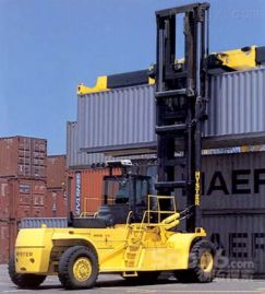 海斯特公司新型集装箱重箱搬运叉车